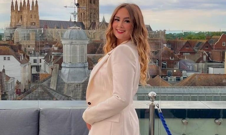 Fund tragjik  Ish Mbretëresha e Bukurisë humb jetën në një aksident me makinë