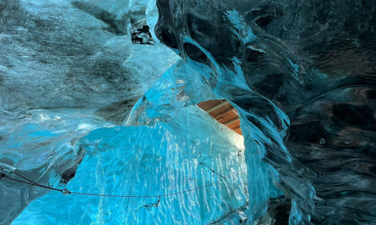 944673cb Romanias Scarisoara Ice Cave