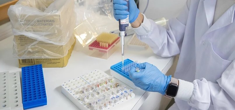 Baktere 5 000 vjeçare rezistente ndaj antibiotikëve gjenden në një shpellë akulli në Rumani