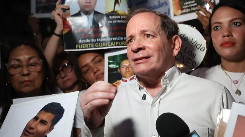 Nuk gëzon dot lirinë, lideri i opozitës venezueliane rrëmbehet sapo lirohet nga burgu, persona të armatosur…