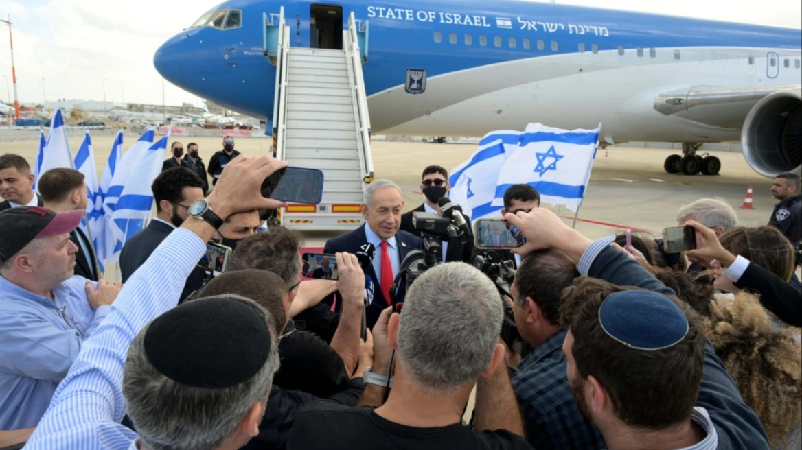 Gazetari rus nxirret nga avioni i Netanyahut para fluturimit për në SHBA