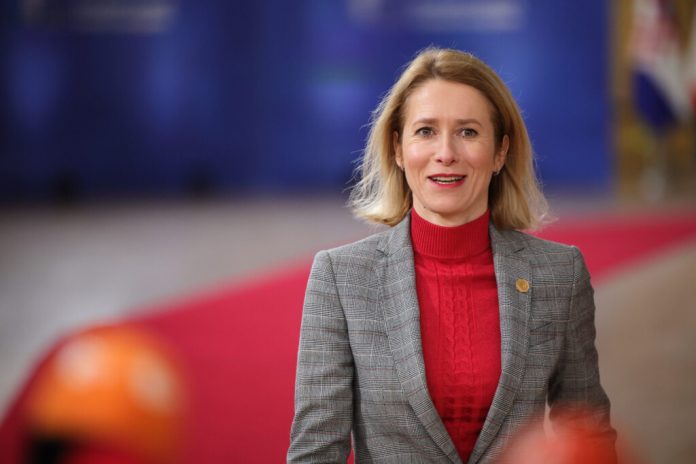 BE drejt hapjes së bazave stërvitore për trupat ukrainase brenda vendit nëse luftimet ndalen