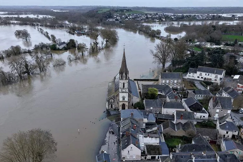 Përmbytje shkatërruese në Francë  më shumë se 100 000 hektarë të prekur