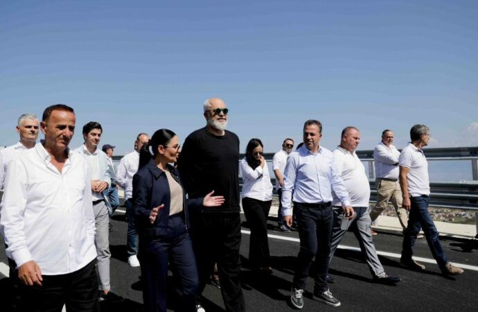 Qukes Qafe Plloce 1140x743