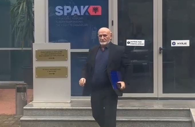 VIDEO/ Pjesë e dosjes së SPAK për Belinda Ballukun, biznesmeni Ram Geci paraqitet në Prokurorinë e Posaçme