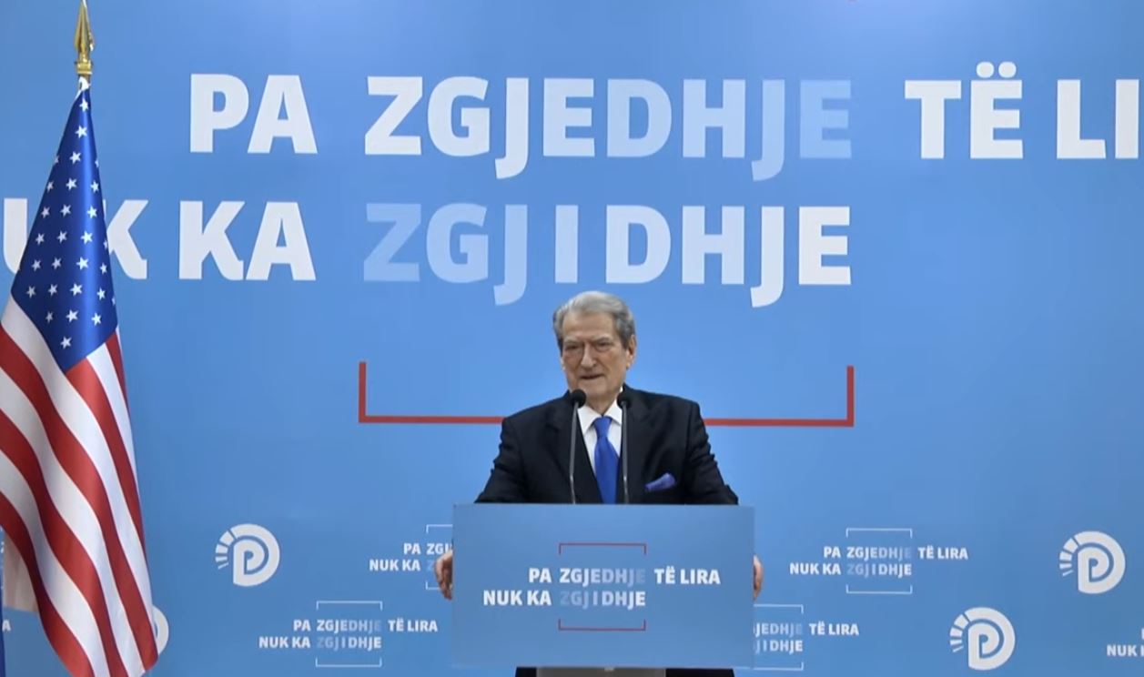 Sot protesta e opozitës   Pak orë nga uragani i shpresës   Berisha thirrje shqiptarëve  Merrni pjesë  Kupa e Ramës u derdh  të   