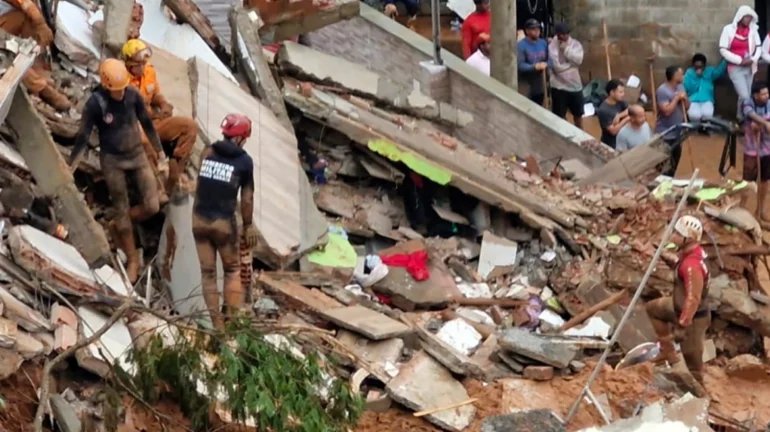 Të Paktën 46 Të Vdekur