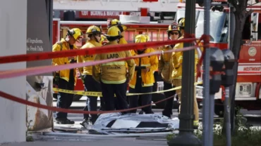 Tre Të Vdekur Dhe Gjashtë