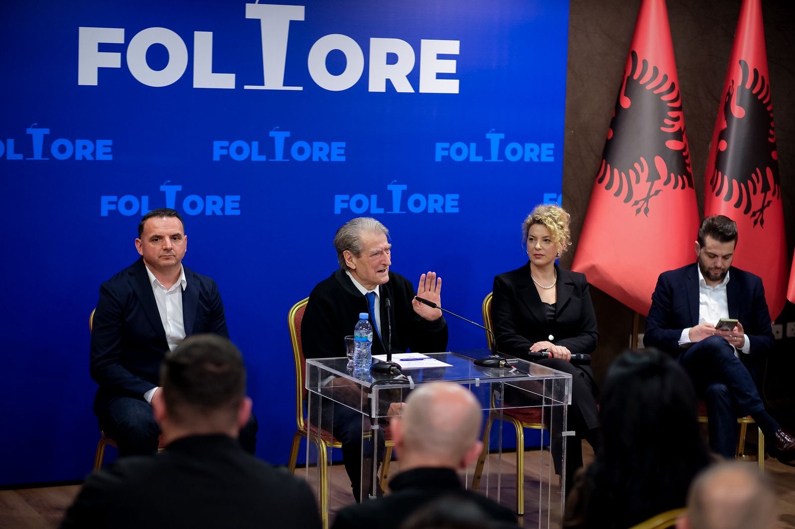  Territorialja  dhe  Zgjedhorja   Berisha  Kemi presion që të jemi të jemi në reformë  Ne do bëjmë projektin tonë  por Rama   