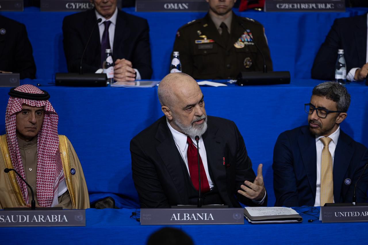  Trump afroi paqen Kosovë Serbi   Rama ngre çështjen e UÇK në Bordin e Paqes  Zoti President  të bëjmë diçka para    