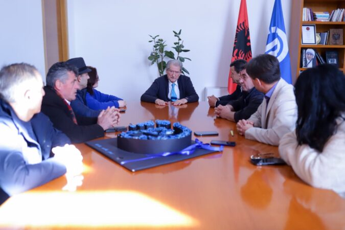 F79a0903 E393 464a Ac1d 16419b4fac4e