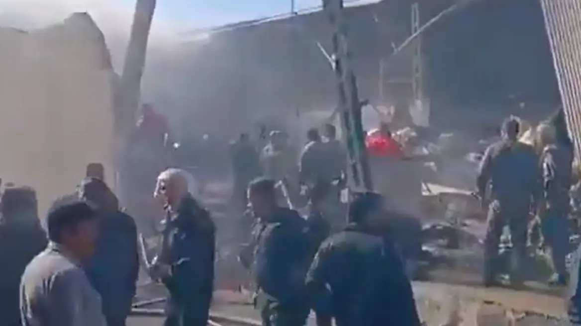 VIDEO  Rrëzohet helikopteri në Iran  shpërthen në flakë  të paktën katër viktima