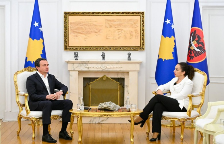 Albin Kurti caktohet nga Vetëvendosja për formimin e Qeverisë  propozimi i dërgohet presidentes Osmani