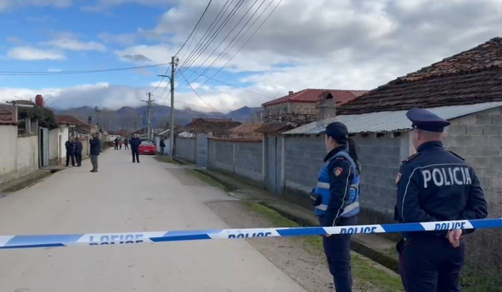 E rëndë në Maliq  61 vjeçari vetëvritet me çifte  mister shkaqet