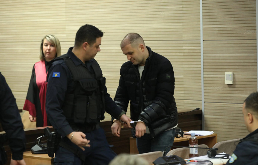 Ekzekutimi i Liridona Ademajt/ Murseli kërkon të flasë me fëmijët, i refuzohet komunikimi me Behgjet Pacollin