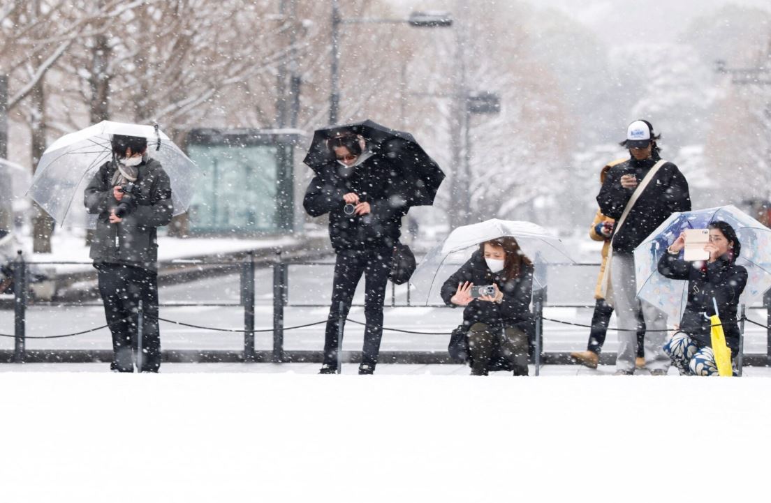 VIDEO/ Moti ekstrem në Japoni, bora arrin në 4.5 metra, shkon në 46 numri i viktimave