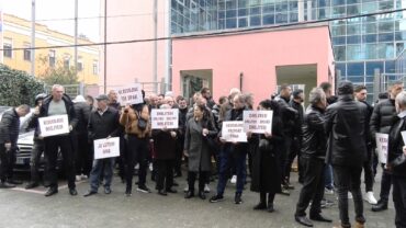 Protesat E Rrjolle Para Spak