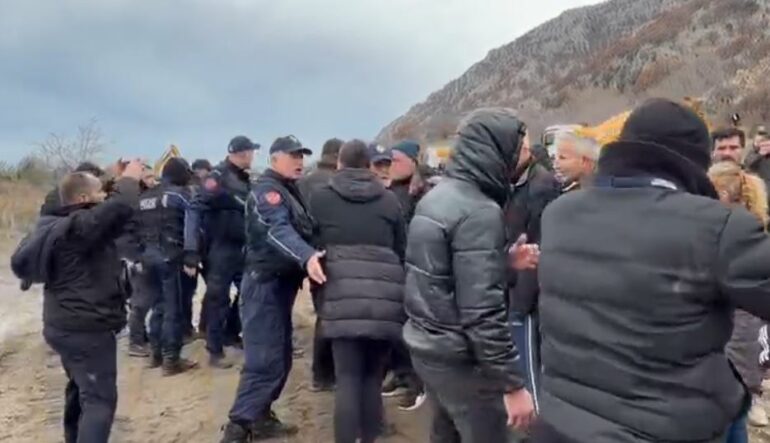 Rrjol;e Banoret Proteste