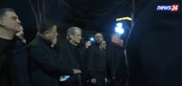 Sali Berisha Protesta123