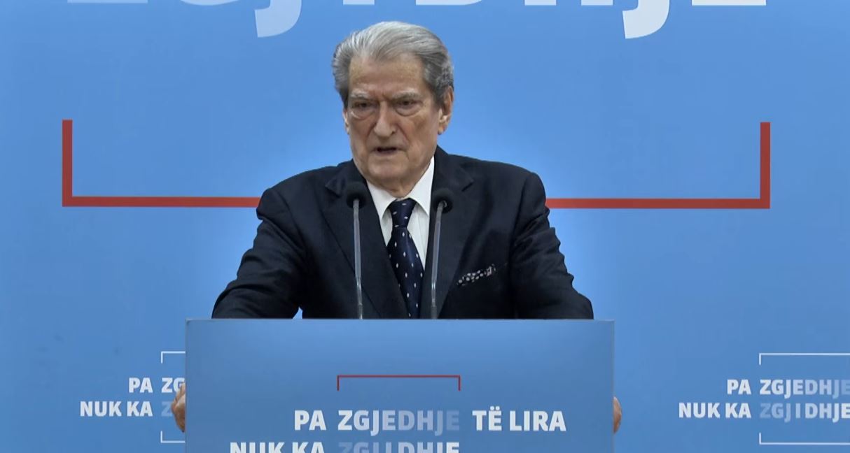  Ajo gjuhë i shkon një njeriu pa moral   Berisha  Taulant Balla  kriminel që trafikonte prostituta  Fliste me Mari   