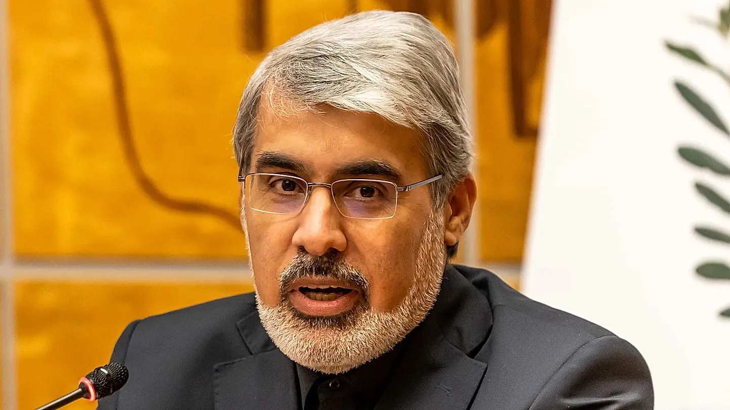 Ambasadori i Iranit në OKB kundërshton Khamenein e ri  Teherani nuk ka asnjë qëllim të bllokojë Ngushticën e Hormuzit