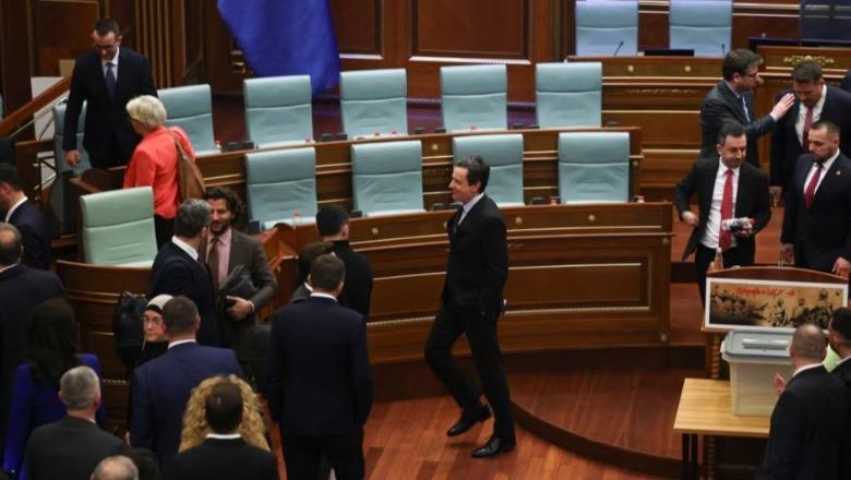 A do ta ratifikojë  Bllokada në Kuvendin e Kosovës rrezikon fatin e marrëveshjeve ndërkombëtare 121 milionëshe