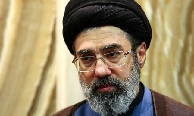 Përflitet si lideri i ardhshëm i Iranit  mediat në Izrael  Djali i Ajatollah Khameneit i plagosur pas sulmeve të fundit
