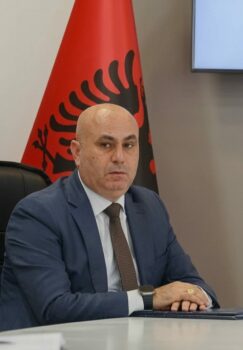 47f4798e F2b3 4e71 89c7 50c7c7892676