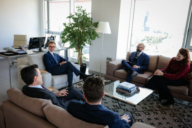 645777520 1320972053389094 3509732470099617835 N