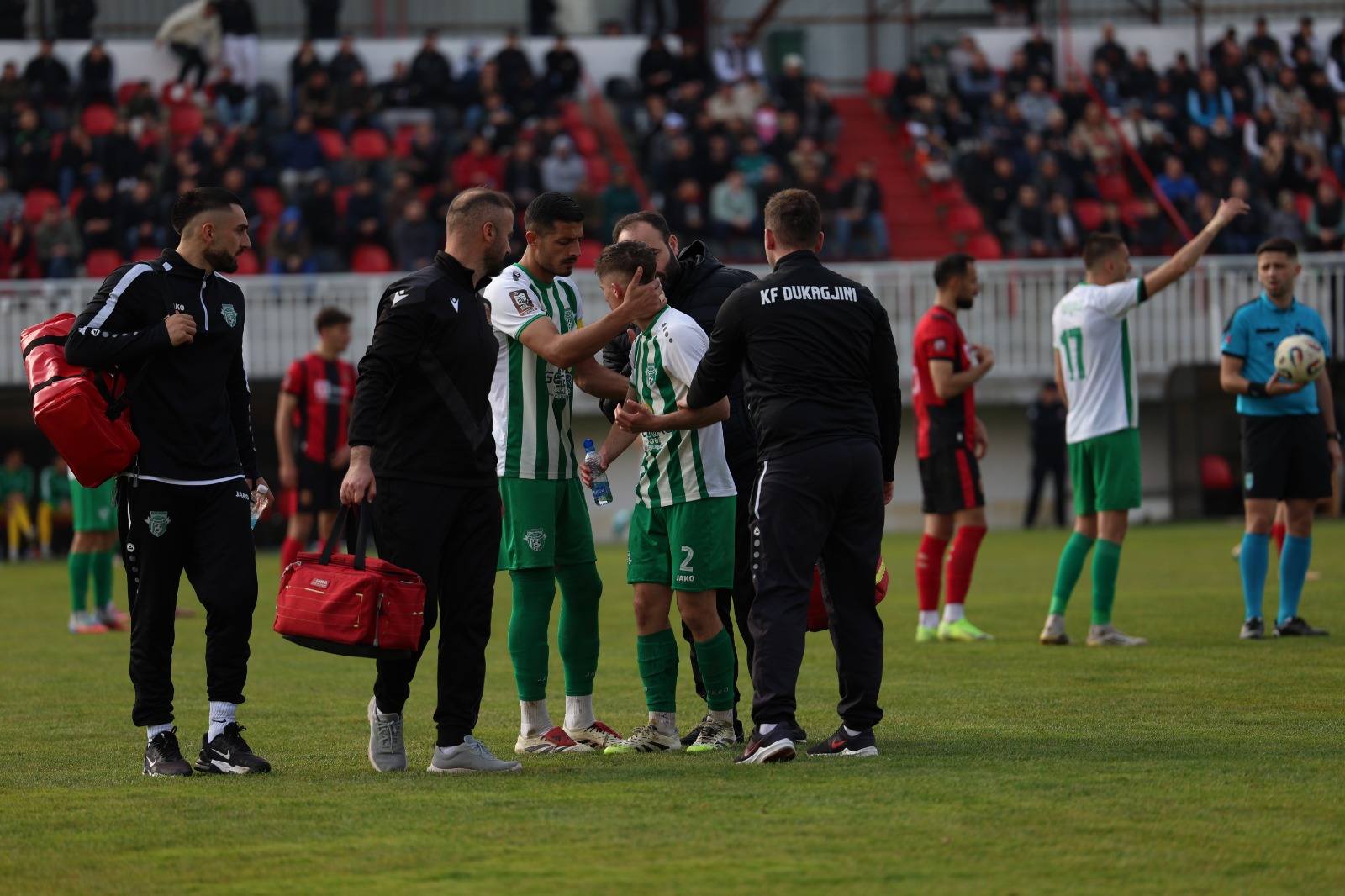 ZYRTARE  Barazimi në shtëpi  klubi i Superligës shkarkon trajnerin