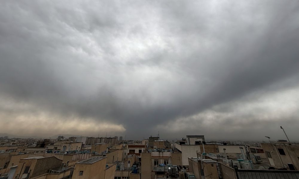 Izraeli në shënjestër depozat e naftës  Jo vetëm lufta  Katastrofë industriale dhe mjedisore në Iran  qytetarët në rrezik