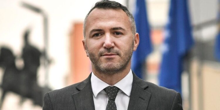 Kurti emëron kryenegociatorin e Kosovës me BE në  ja kush është  EMRI 