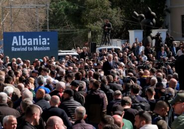 Berisha Protesta Te Kuvendi