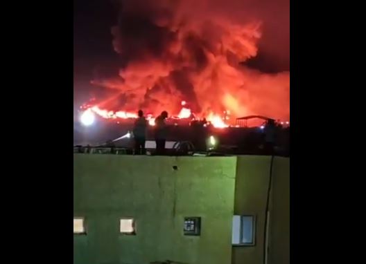 lufta-ne-lindjen-e-mesme-edhe-iraku-kthehet-ne-fushebeteje-perfshihen-nga-flaket-depot-e-naftes-ne-jug-te-basres