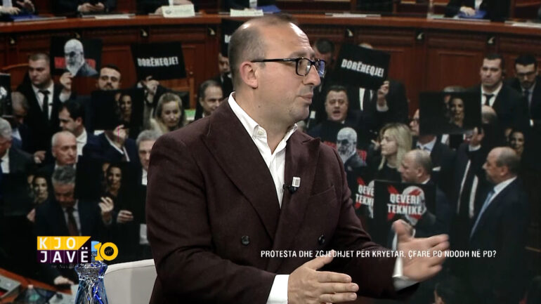 Ed 13.30.00 32 48 17.still011