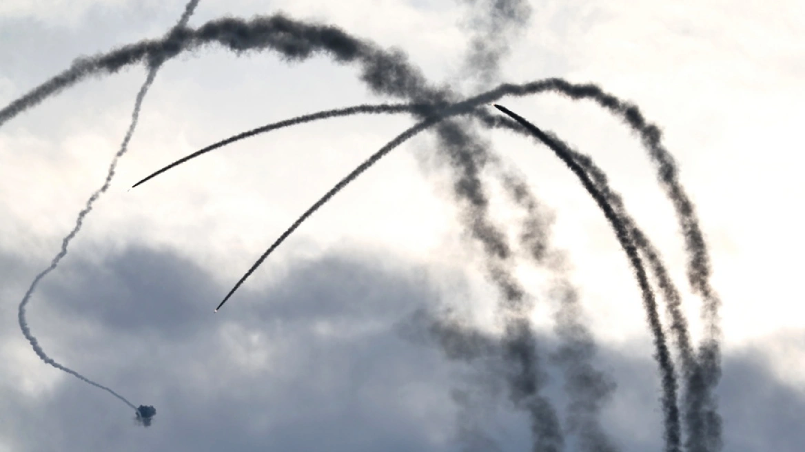 Izrael/ Një i vdekur, 14 të plagosur në një sulm me raketa nga Hezbollahu kundër Nahariyas