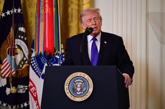 Trump kërcënon me përgjigje ushtarake  në një nivel të paparë më parë  nëse Irani vendos mina në Ngushticën e Horm   