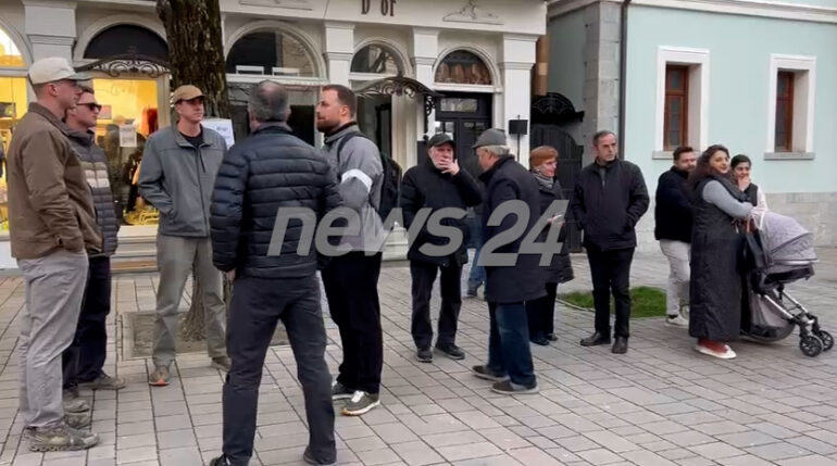 Whatsapp Video 2026 03 02 At 14.07.55 (2).00 35 31 10.still007