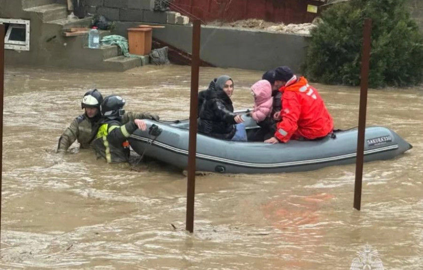 Përmbytje masive dhe ndërprerje të energjisë elektrike  Rusia shpall gjendjen e jashtëzakonshme në Dagestan