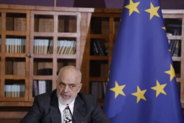 Edi Rama Konference Per Mediat 1