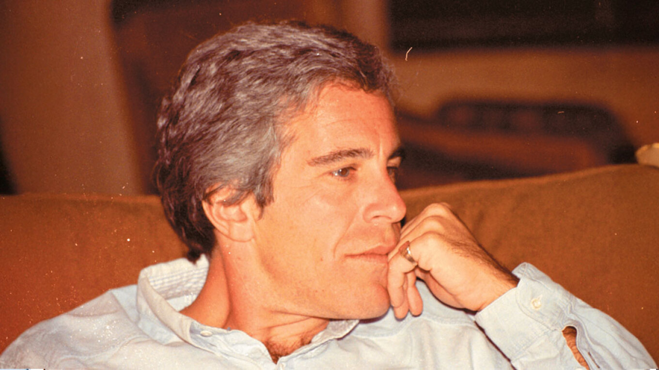 Viktimat e Jeffrey Epstein padisin qeverinë amerikane dhe Google për zbulimin e identiteteve