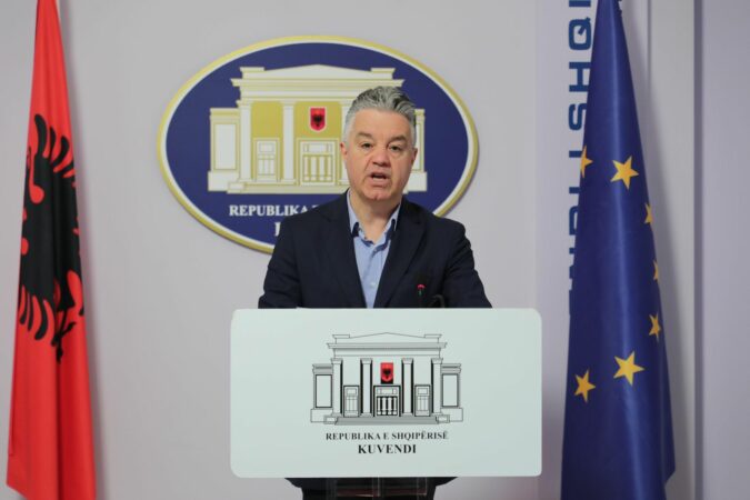 F3ee1a8f 6325 471a B84d Fd6efc6f5477