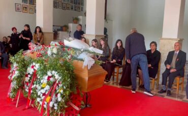 Homazhe Per Gazetarin Lapardhaja