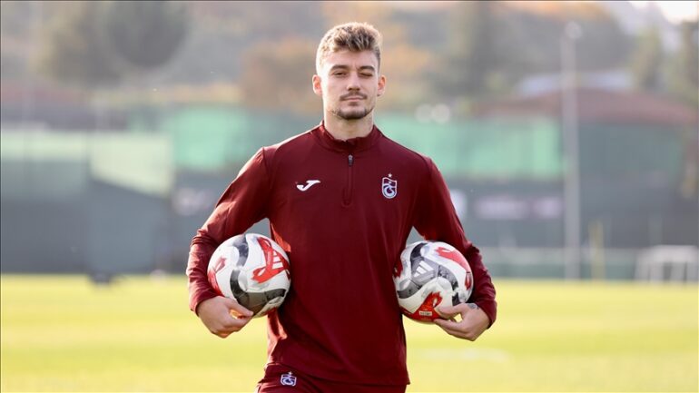 Thumbs B C 2faeea13f1f6f43f1e7d18876909ad1a