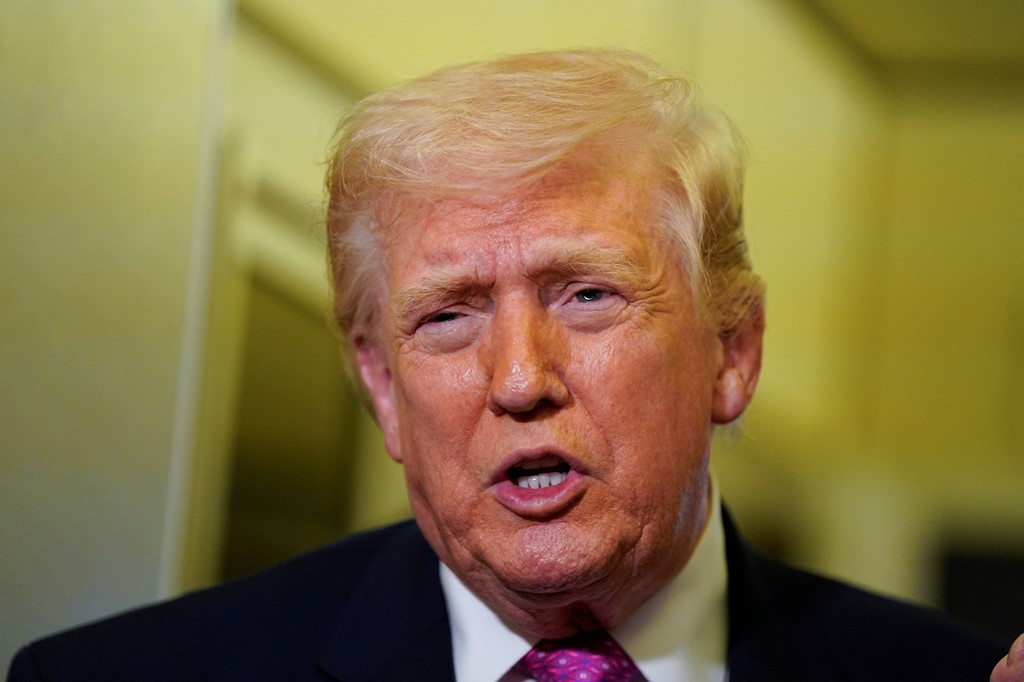  Khameini mund të jetë gjallë  por ndoshta i plagosur rëndë   Trump  Ndryshimi i regjimit është arritur në Iran