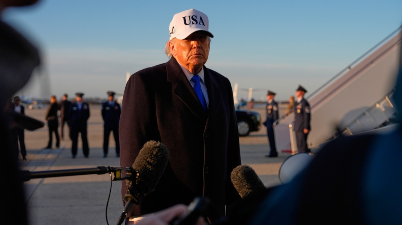 VIDEO  Trump  Kemi eliminuar çdo objektiv ushtarak në ishullin Kharg në Iran 