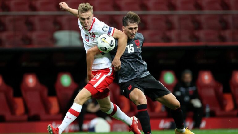 Uid Db853e27b0a7fd993ca50ad09118d3fc1634051766326 Width 1200 Play 0 Pos 0 Gs 0 Height 678 Adam Buksa Zagra W Meczu Albania Polska Od Pierwszej Minuty Fot Pap