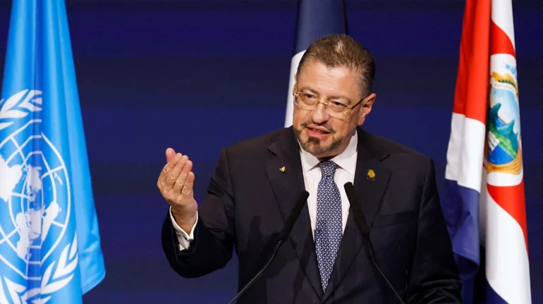 Xrwma Rodrigo Chaves Robles