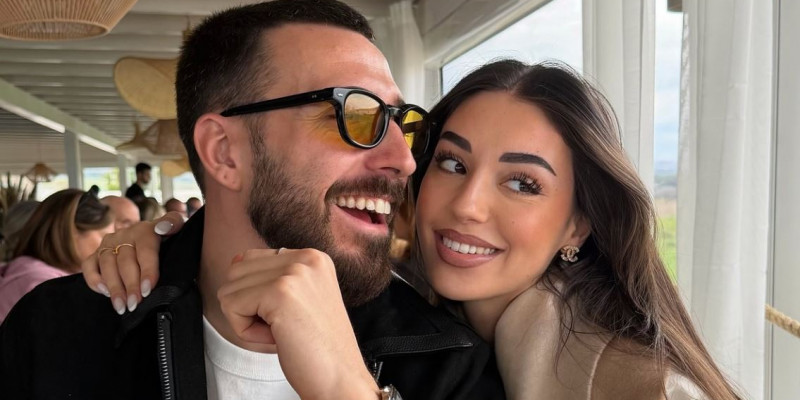 FOTO/ “Vamos mi amor”, e dashura feston çmimin MVP të mbrojtësit të Lazios