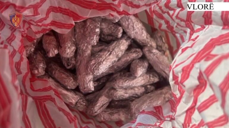 03f1f386 1445 45fd 9cb7 A334c1ac9fc6